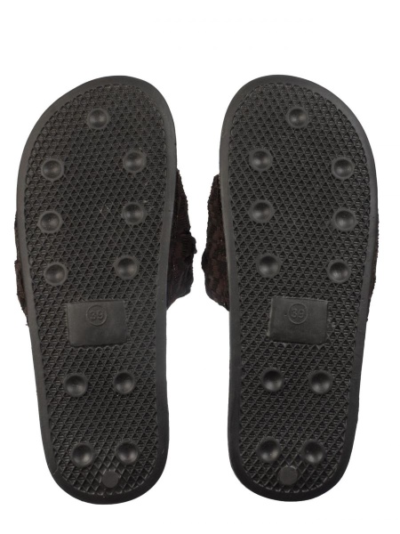 SA26-05-2611_04_Full Body