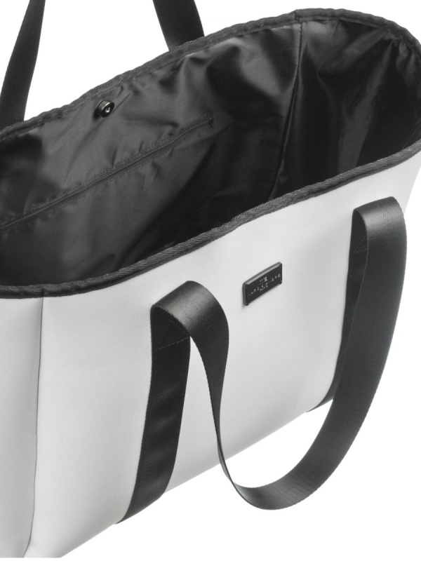 BA26-18_03_Catalogue