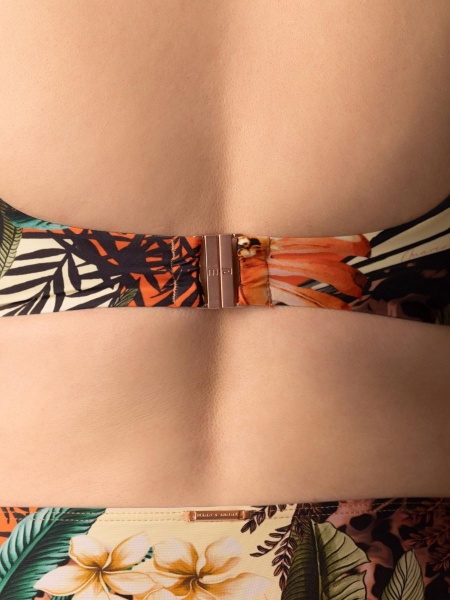 L2606-YP-652_07_Detail