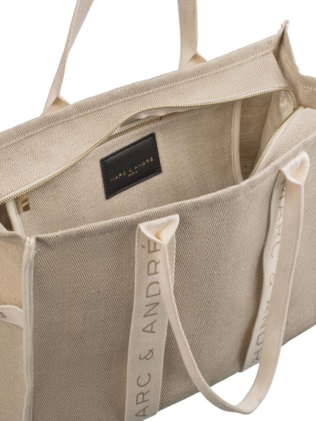 BA26-02_03_Catalogue