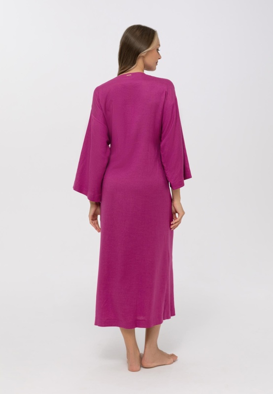 BR25-02-TU_04_Full Body